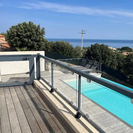 Modern In With Private Pool *