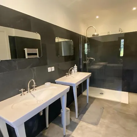 Modern In With Private Pool Holiday home